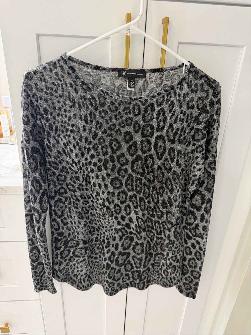 INC International Concepts Black and Gray Leopard-Print Long Sleeve Top